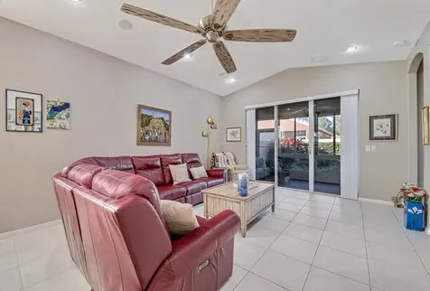 8131 Bellafiore Way Boynton Beach FL 33472