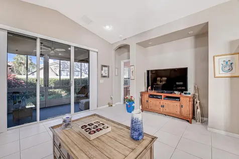 8131 Bellafiore Way Boynton Beach FL 33472