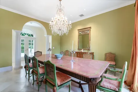 510 N Lake Way Palm Beach FL 33480