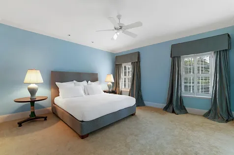 510 N Lake Way Palm Beach FL 33480