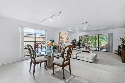 20 Westgate Lane Boynton Beach FL 33436