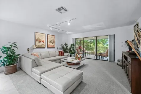 20 Westgate Lane Boynton Beach FL 33436