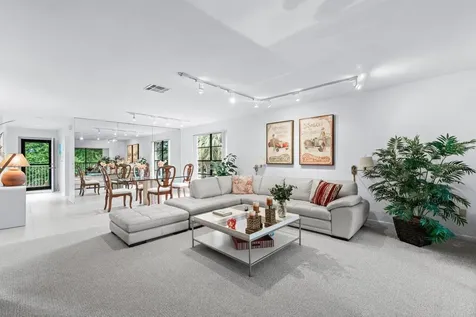 20 Westgate Lane Boynton Beach FL 33436