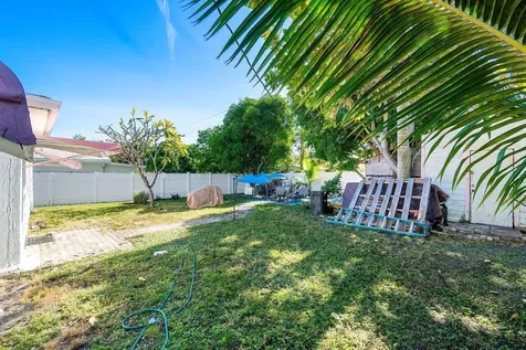 232 Sw 6th Avenue Boynton Beach FL 33435