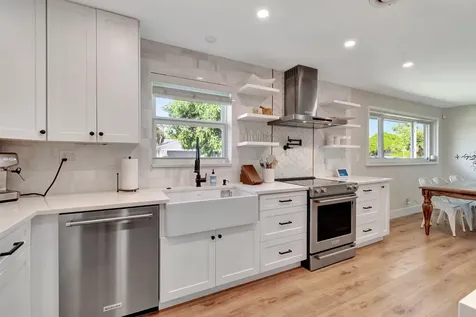 851 Sw 7th Street Boca Raton FL 33486