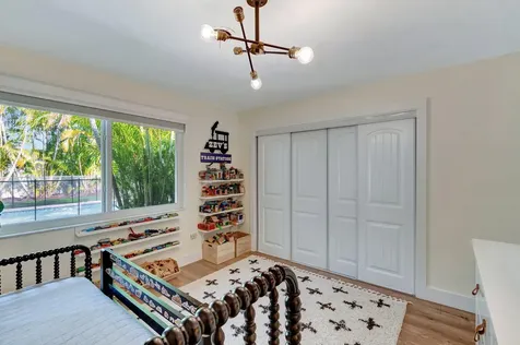 851 Sw 7th Street Boca Raton FL 33486