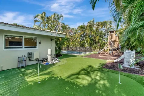 851 Sw 7th Street Boca Raton FL 33486