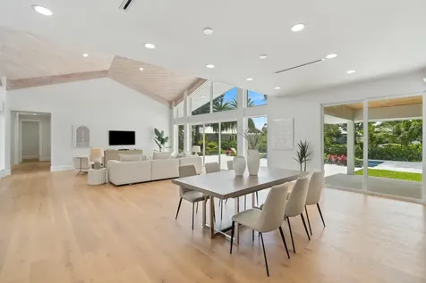 4580 Oak Tree Court Delray Beach FL 33445