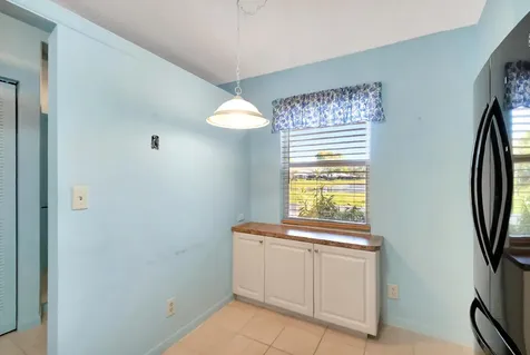 18575 Egret Way Boca Raton FL 33496