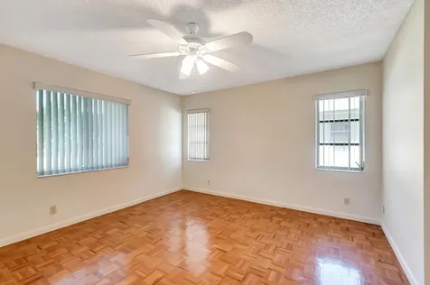 18575 Egret Way Boca Raton FL 33496
