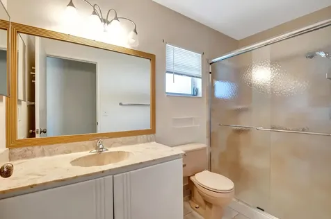 18575 Egret Way Boca Raton FL 33496