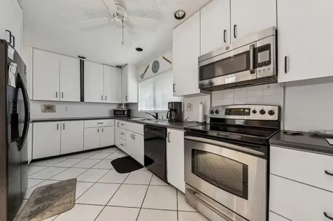 1240 Walnut Terrace Terrace Boca Raton FL 33486