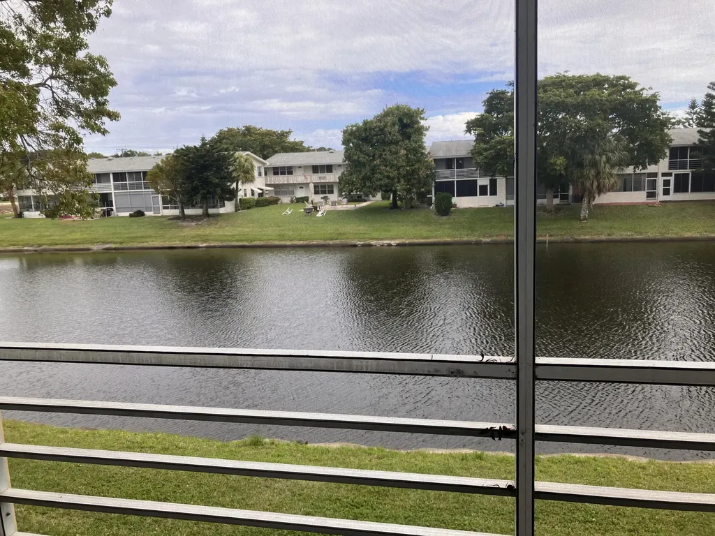 251 Dorchester K West Palm Beach FL 33417