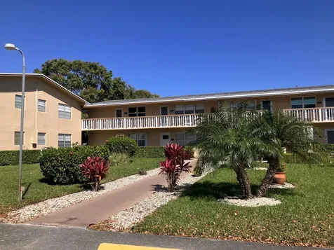 251 Dorchester K West Palm Beach FL 33417