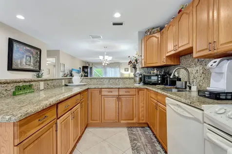 20818 Vinesta Circle Boca Raton FL 33433