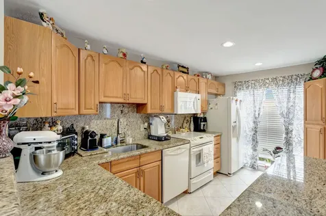 20818 Vinesta Circle Boca Raton FL 33433