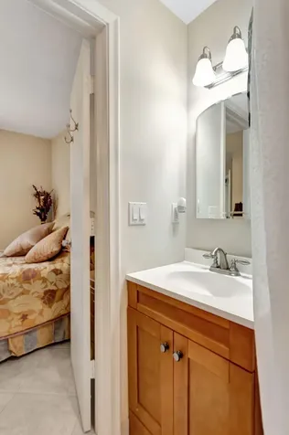 20818 Vinesta Circle Boca Raton FL 33433