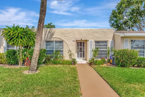 20818 Vinesta Circle Boca Raton FL 33433