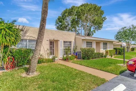 20818 Vinesta Circle Boca Raton FL 33433