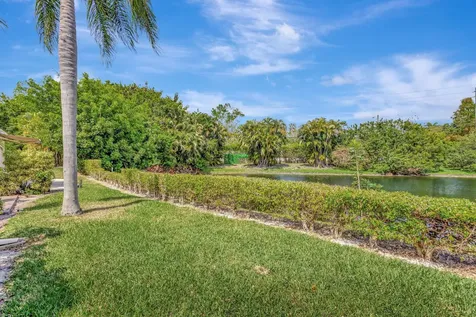 20818 Vinesta Circle Boca Raton FL 33433