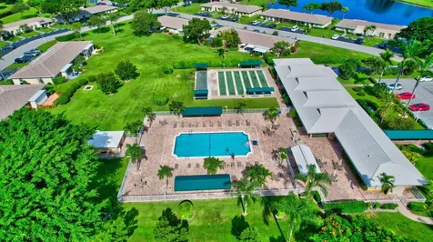 20818 Vinesta Circle Boca Raton FL 33433