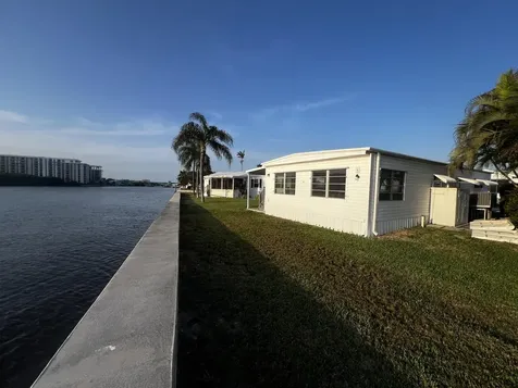 215 S Heron Drive Briny Breezes FL 33435