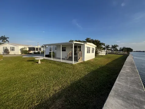 215 S Heron Drive Briny Breezes FL 33435