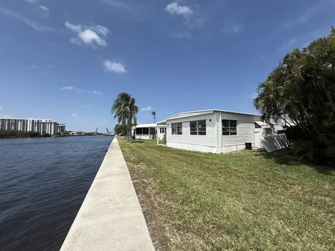 215 S Heron Drive Briny Breezes FL 33435