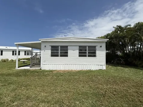 215 S Heron Drive Briny Breezes FL 33435