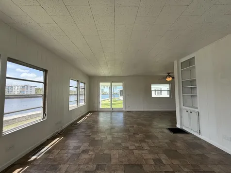 215 S Heron Drive Briny Breezes FL 33435