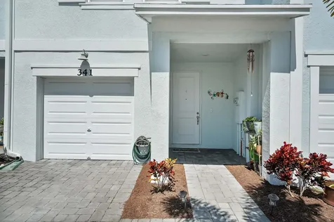 341 Se Halifax Lane Stuart FL 34994