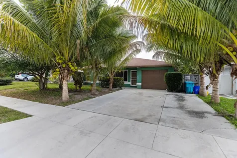415 Sw 10th Avenue Boynton Beach FL 33435