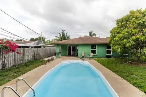 415 Sw 10th Avenue Boynton Beach FL 33435