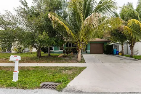 415 Sw 10th Avenue Boynton Beach FL 33435