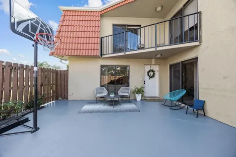 8182 Thames Boulevard Boca Raton FL 33433