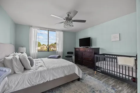 8182 Thames Boulevard Boca Raton FL 33433