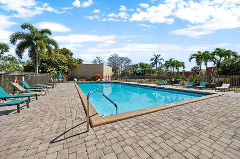 8182 Thames Boulevard Boca Raton FL 33433