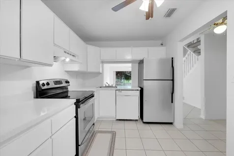 4718 Nw 82nd Avenue Lauderhill FL 33351