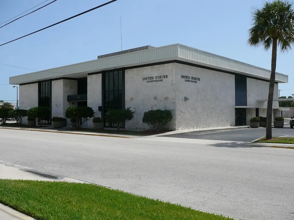 300 S 6th Street Fort Pierce FL 34950