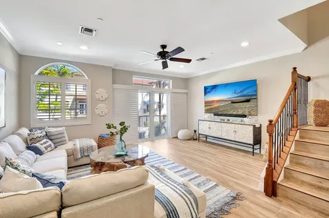 813 Estancia Way Boynton Beach FL 33435
