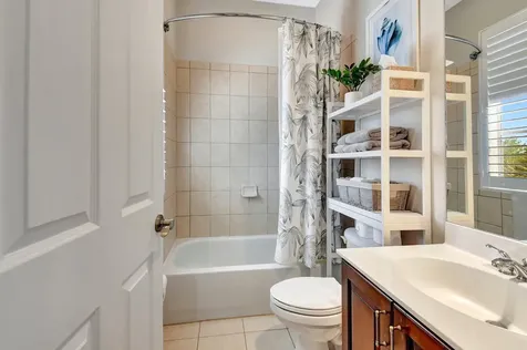 813 Estancia Way Boynton Beach FL 33435