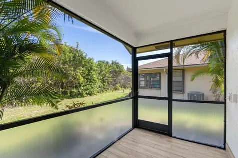 193 Se 1st Circle Boynton Beach FL 33435
