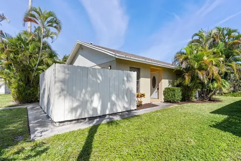 193 Se 1st Circle Boynton Beach FL 33435