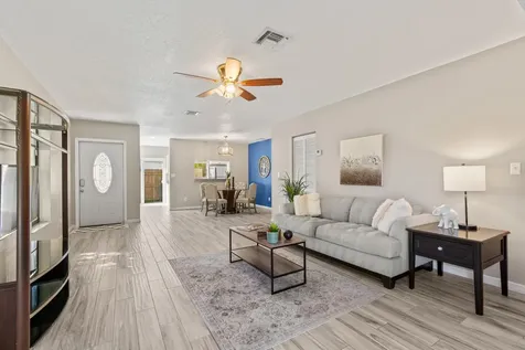 193 Se 1st Circle Boynton Beach FL 33435