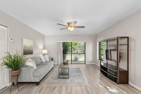 193 Se 1st Circle Boynton Beach FL 33435