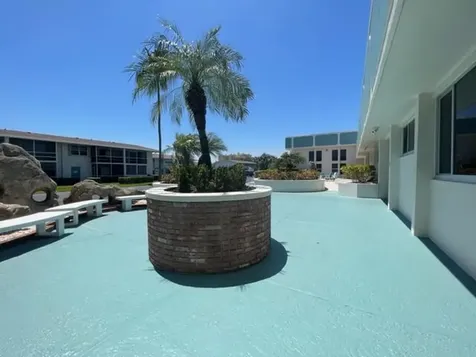 800 W Horizons 211 Boynton Beach FL 33435