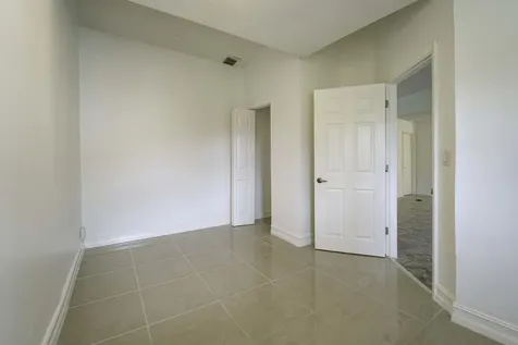 6 Cambridge Place Boynton Beach FL 33426