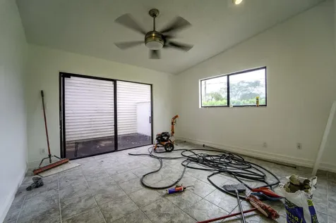 6 Cambridge Place Boynton Beach FL 33426