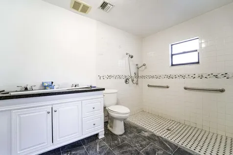 6 Cambridge Place Boynton Beach FL 33426