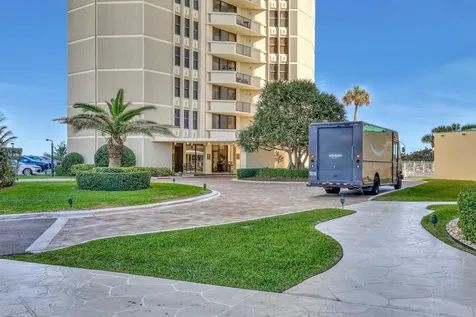 2800 N Ocean Drive Singer Island FL 33404